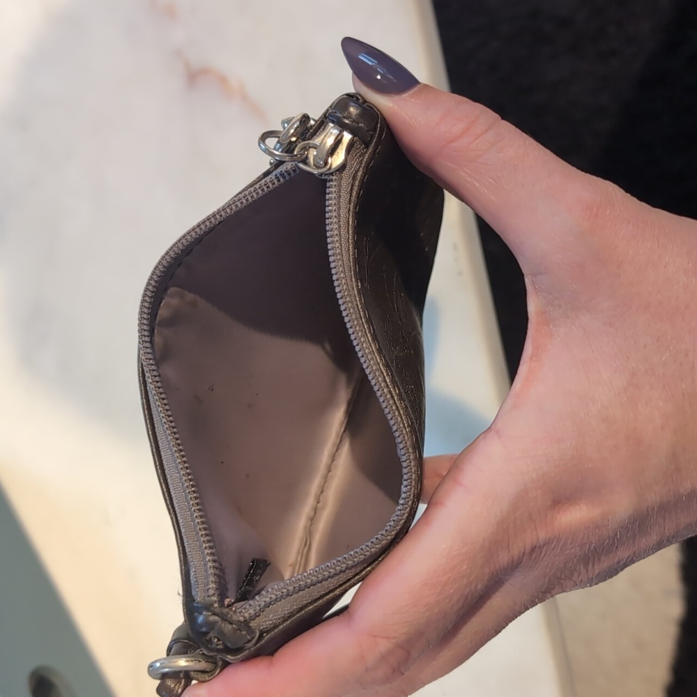 Coach wristlet - Picture 3 of 3
